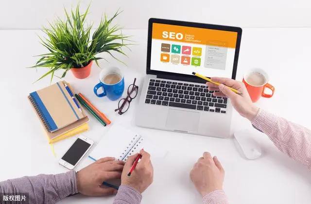 英伟达发布首枚美国制造芯片